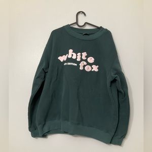 White fox crew neck and shorts in green